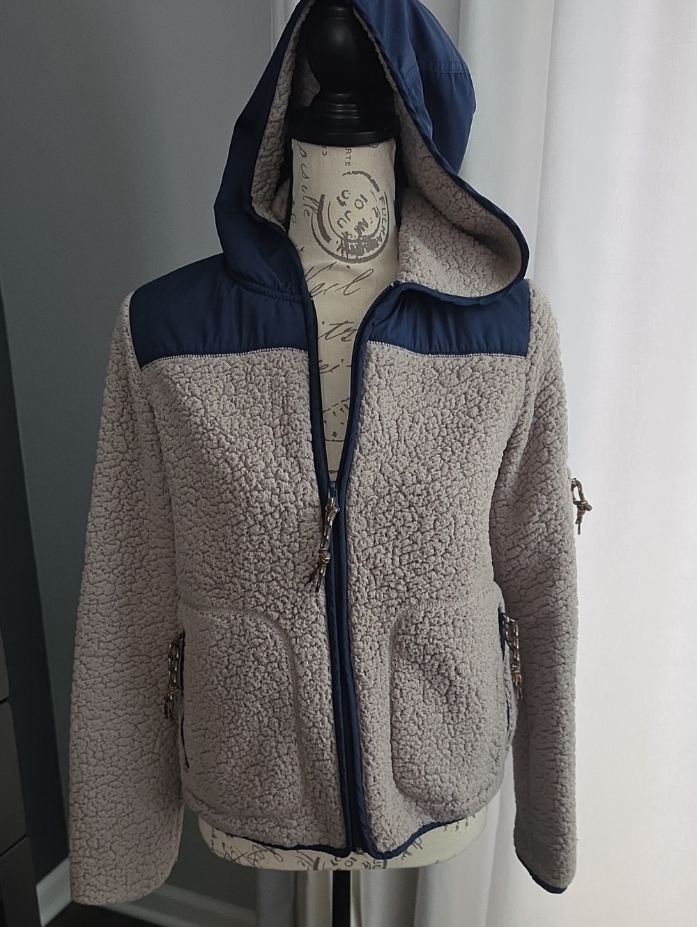 Women's Sherpa Teddy Jacket with Hood in Khaki with Navy Trim